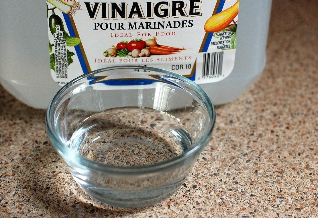 Comment utiliser le vinaigre blanc au quotidien?