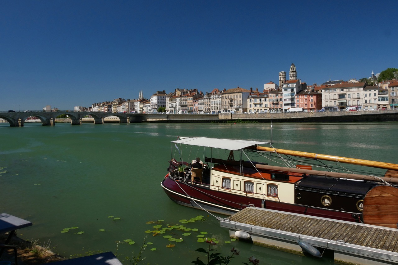 Où voyager en van en octobre en France?